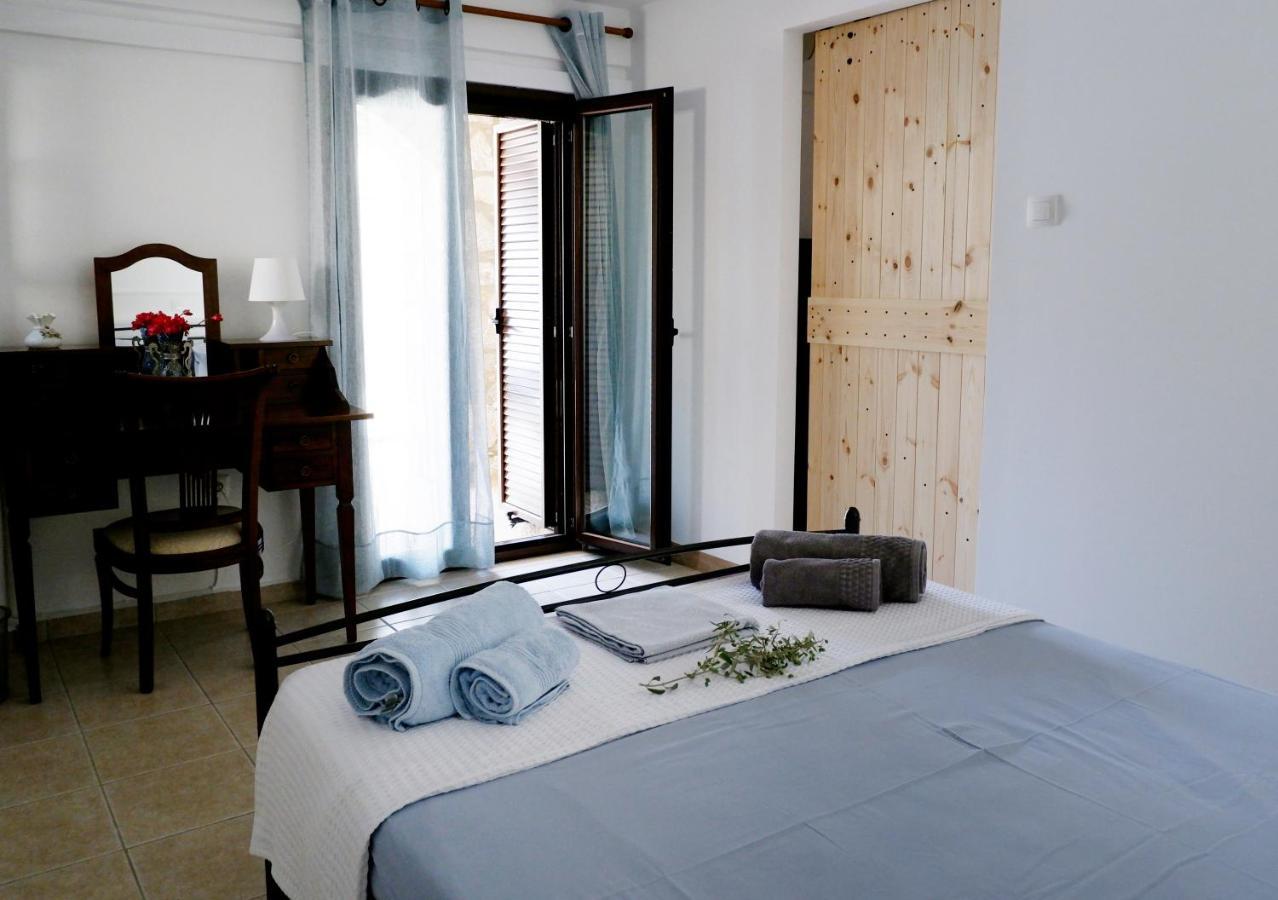 Mani Home Neo Oitilo ภายนอก รูปภาพ